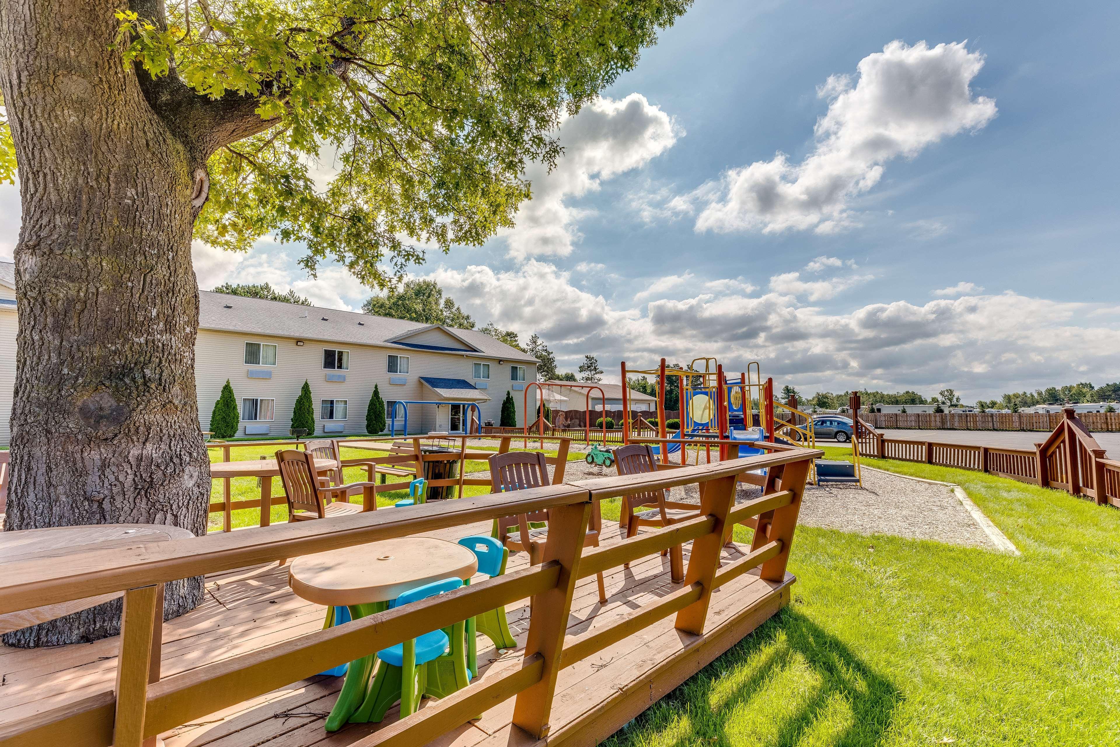 Best Western Lakewinds Лудингтон Экстерьер фото