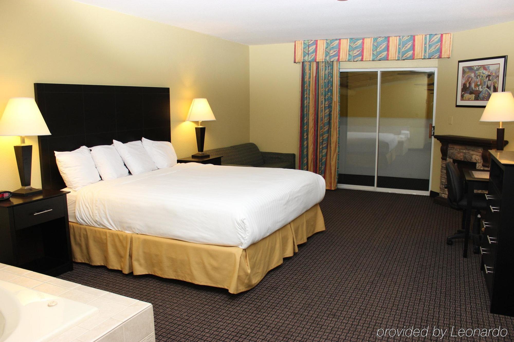 Best Western Lakewinds Лудингтон Экстерьер фото